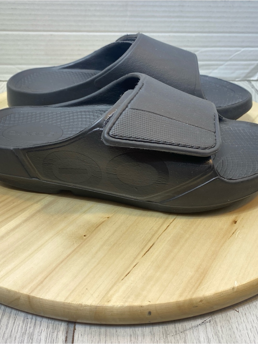 Oofos Oahh Sport Flex Recovery Slide Sandals Black  Women's 7 EU 38